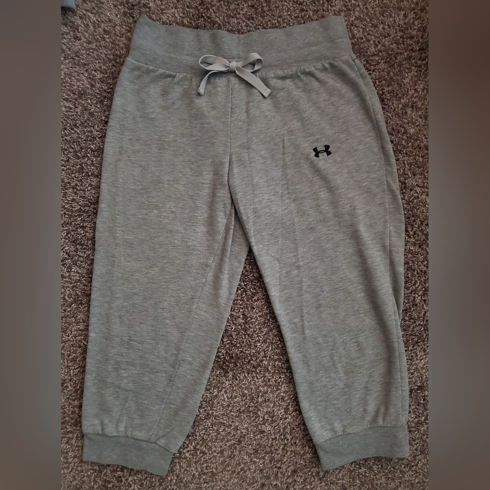 Under Armour capris